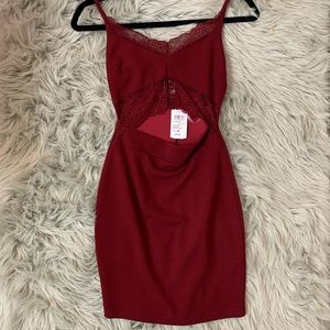 BURGUNDY DRESS FROM WINDSOR